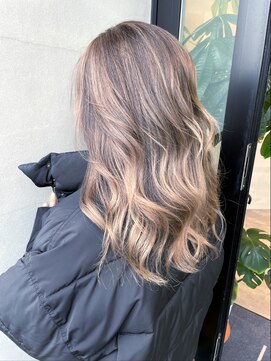 フェーディン(fa/din) バレイヤージュペールベージュ