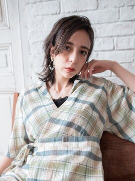 アデリタ(Adelita) 外はね大人ミディアム