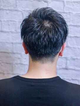 銀座マツナガ 新宿野村ビル店 大人ツーブロック