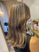 ロンドポレール 北千住(Lond polaire)&nbsp;【航治郎】艶髪くびれミディ/セクションカラー/ペールベージュ