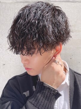 ロンド ローガン 名駅(Lond LOGAN) ツイストスパイラルパーマ　無造作センターパート　ダウンパーマ