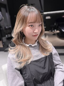 ステア ケース(stair case) 【NATASHA】ミディアム中盛りレイヤー