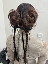 ヘアメイク エンカレッジ(HAIR MAKE encourage) カチモリ　ツインお団子アレンジ