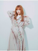 美髪逆三角切りっぱなしボブエアリーロングピンクブラウン