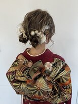 エメ 小山(Aimer)&nbsp;ゆるふわツイン団子/成人式/卒業式/ヘアアレンジ/小山/学割U24