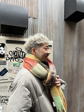 シー(si) ホワイトシルバー