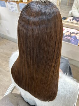 フチュール(futur) 酸性ストレートで素髪から美しく☆