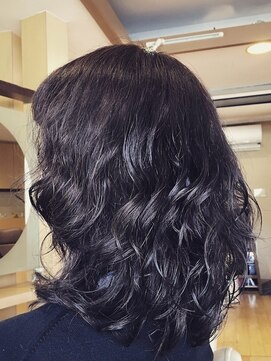 アンズヘアー 大人のフンワリパーマ