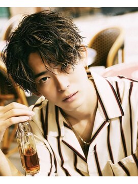 アストラ(ASTRA) MEN’S HAIR/波巻きツイストスパイラル/リバースセンターパート