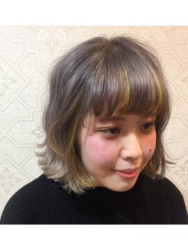 ラッソヘアー(Lasso hair) ラベンダーグレー×イエロー