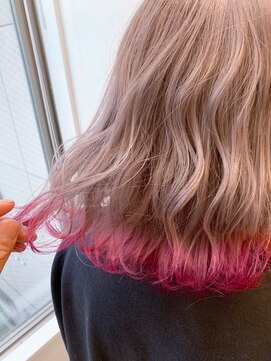 ジーナ 池袋(Zina) 【Zina　池袋】イメチェン毛先パーマ耳かけ×フォギーベージュ