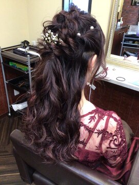 アマラ 立川(amara) ハーフアップアレンジ