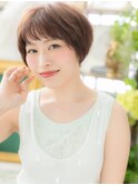 大人かわいい前下がり小顔オン眉ショートb戸頭20代30代40代
