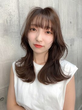 オグジュアリー 表参道(aux.) デザインハイレイヤー×ピンクベージュ