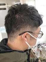 ヘッズ 本八幡店(HEADS)&nbsp;MEN'S HAIR  センターパート　ツイストスパイラル　コンマヘア