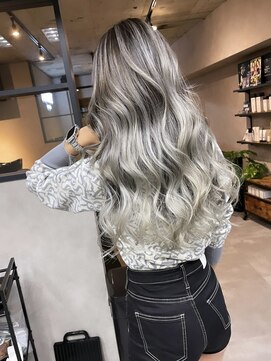 サニー 渋谷(SUNNY) バレイヤージュ、グレージュカラー、ハイライト、ココアベージュ