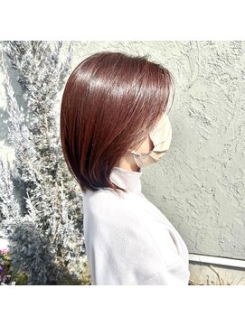 ティアナ(Tiana) くびれレイヤーボブ