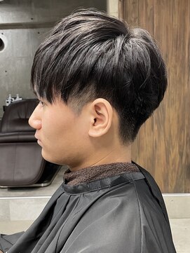 フイ 自由が丘(men's salon Hui) メンズ/アップバング/ツーブロックマッシュ/束感ショート波巻き