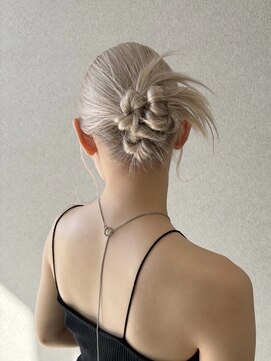 シーク 天神(SEEK) 【SEEK yuri】カチモリヘア