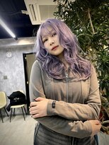 イコ(.ico)&nbsp;ミディアムヘアハイライトバレイヤージュボブウルフショート