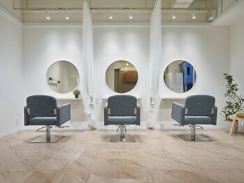 アラナヘア 六甲道店(Alana Hair)の写真/上質×プライベートサロン《AlanaHair》であなたの魅力を引き出すスタイルに☆毎日を特別に彩る◎
