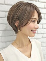 アビリタ(abilita)&nbsp;ショート くびれヘア 丸みショート 白髪ぼかし ハイライト 30代