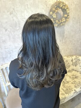 ディーヴァヘアーエズ(DIVA hair Eze) ブリーチカラー◎ロンググラデーションカラー艶感