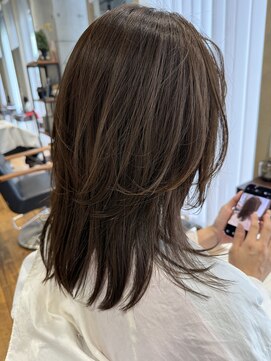リバイブ ヘアー リュッカプラス(Revive Hair Lycka+) 大分／敷戸　ワンカールで決まる。大人の韓国風くびれレイヤー