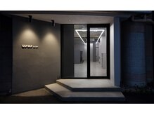 ウースス バイ リム((USUS byLIM))の雰囲気（駐車場も店前９台完備☆）