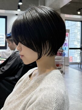 エリマ 武蔵小杉(elima) 人気の大人ショートヘアでスタイリングも簡単に◎