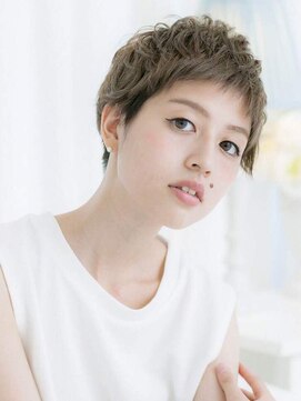 ヘアアンドメイクジップ恵比寿 (Hair&Make ZIP) ツーブロックショート
