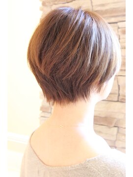 レウナ 外苑前(Reuna) 大人可愛いコンパクトショート