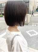 中性ストレート×ボブ style