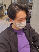 アクシー ヘアーアンドメイク(AXY HAIR&MAKE)&nbsp;ナチュラルセンターパート/前下がりマッシュ/サイドパート