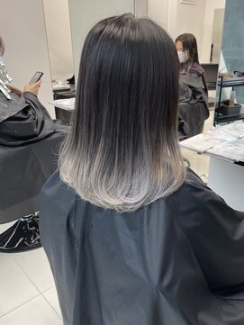 アライブ キチジョウジ(ALIVE Kichijoji) ホワイトグラデーションカラー