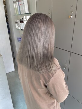 エイト 沖縄豊崎店(EIGHT toyosaki) 【EIGHT 豊崎】お客様スタイル_ダブルカラー×ホワイトグレー