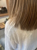 アイノベル(‘Inovel’)&nbsp;カット＋カラー＋最高級oggi otto髪質改善トリートメント