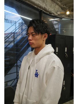 スレイ 西宮(SLAY) 波巻きハイライトアップバングツーブロックマッシュ