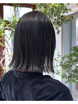 ヲタク(wotaku.) 残留なしブルーブラックネイビーブルー切りっぱなしボブ外はね