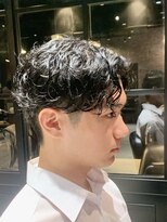 オーガニック アトリエ 大宮(organic+atelier)&nbsp;10代20代クセ毛を活かしたキレイめツヤ感センターパートスタイル