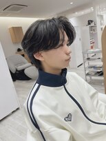 アドラーブル 駅南店(adorable)&nbsp;センターパートソフトツイストパーマメッシュマッシュウルフ