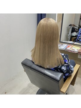 ゼットサロン(Z SALON) nyu+Z『ハニーブロンド』