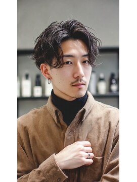 ケシキ 表参道 原宿(kesiki.) フェザーパーマフェザーショート韓国へアセンターパート