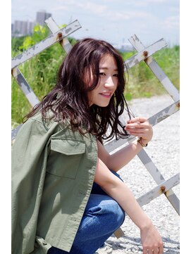 デザイナーズヘアー ラグジス(Designers hair LUXIS) ~【LUXIS】~スポンテニアス無造作ミデイー♪