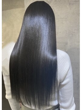 カルム(calme) ダークアッシュ_うるツヤロング