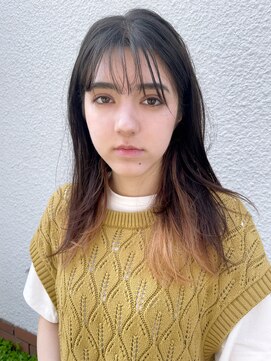 カゼ ダイカンヤマ Kaze DAIKANYAMA 大人の広がるインナーカラー