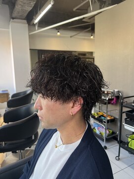 アイズ 海老名(AIZU) 波巻きツイストスパイラルパーマ　ショートネープ　ミニウルフ