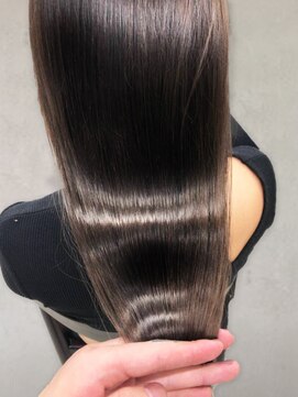 エスヘアー 名古屋 金山(es hair) 20代30代40代髪質改善トリートメント艶感ストレート透明感