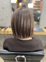 クルー(CREW)&nbsp;切りっぱなしボブ／ハイライト