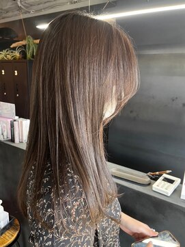 リンダイーロ(Linda Hiro) 【札幌円山】イルミナカラー/オリーブベージュ/透明感カラー